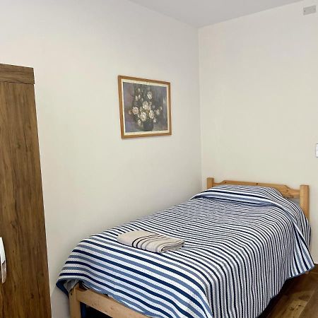 City Center 3-Rooms Apartment Downtown סוקרה מראה חיצוני תמונה