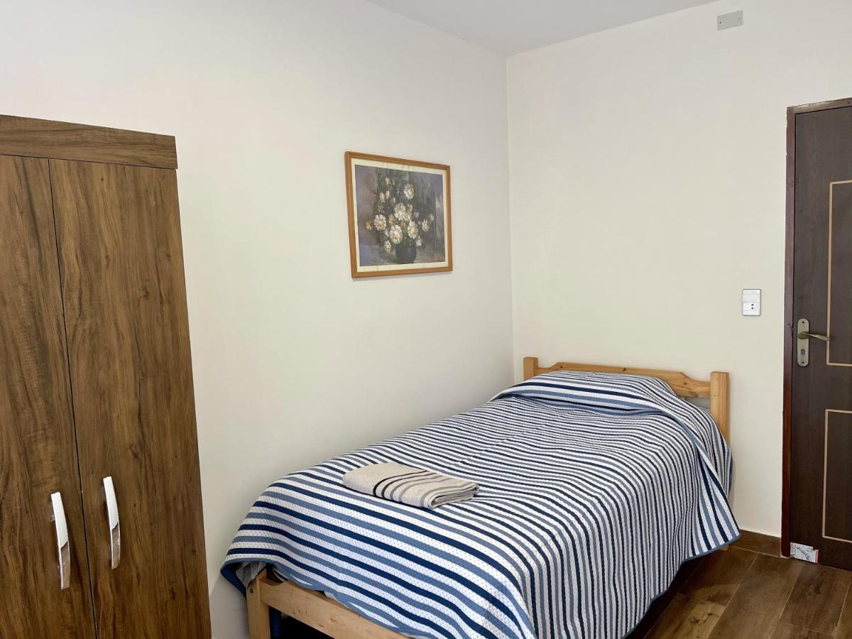 City Center 3-Rooms Apartment Downtown סוקרה מראה חיצוני תמונה